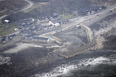 日本地震导致部分海域变陆地！沿海水下陆地升出水面