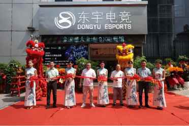 选用酷睿i9-14900K的网咖，玩家开黑痛快，售后老板省心